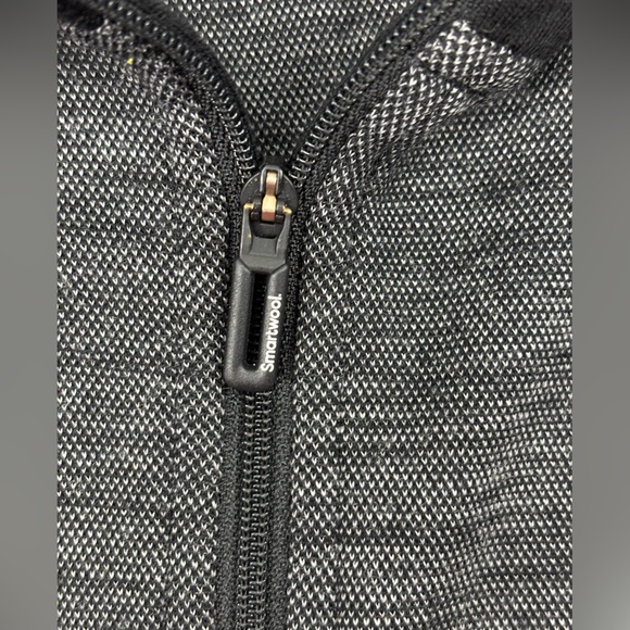 Smartwool- Merino 250 Baselayer 1/4 Zip- Charcoal/Black- Large- Like new! - Picture 4 of 8